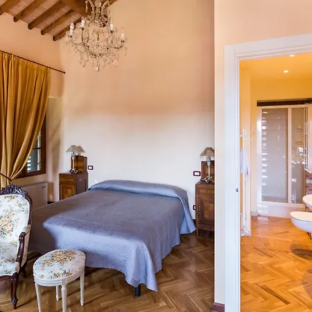 فندق مبيت وإفطار Nichesola 4*