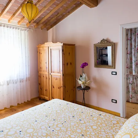 فندق مبيت وإفطار Nichesola